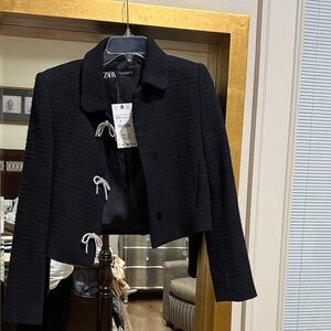 Zara Women's Textured Black Blazer